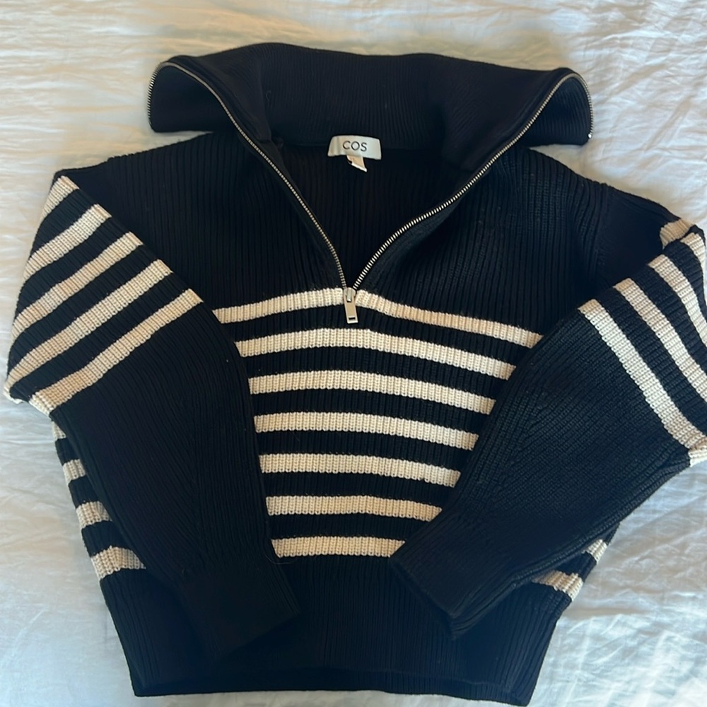 Great condition striped zip sweater